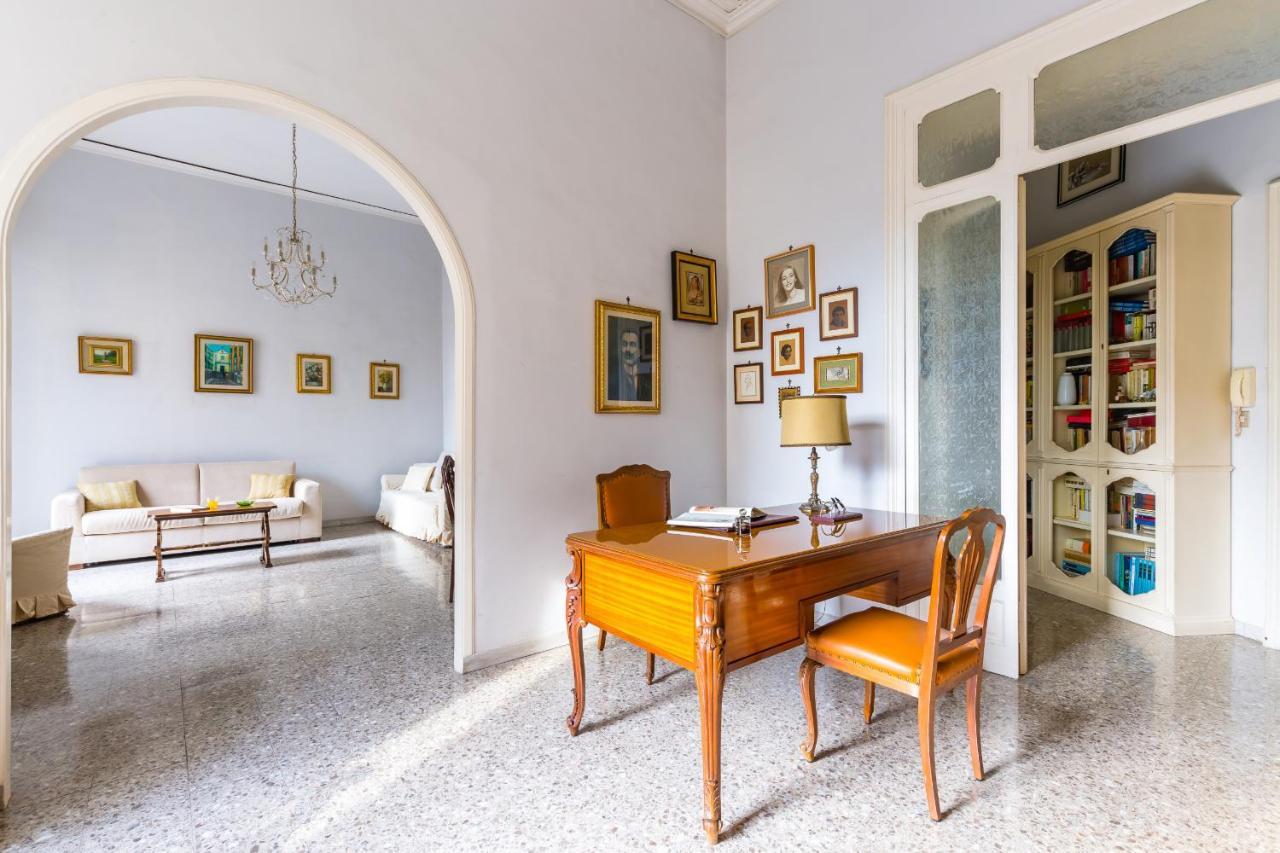 Rettifilo Family Apartment By Wonderful Italy نابولي المظهر الخارجي الصورة